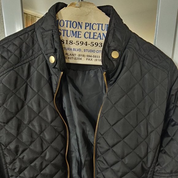 NWOT So Cool! Quilted Moto Style Puffer Jacket Elastic Side Panels - Picture 8 of 9
